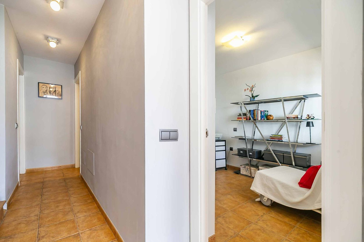 3 Bed Townhouse for sale in Fuengirola Costa Del Sol, Málaga, Spain