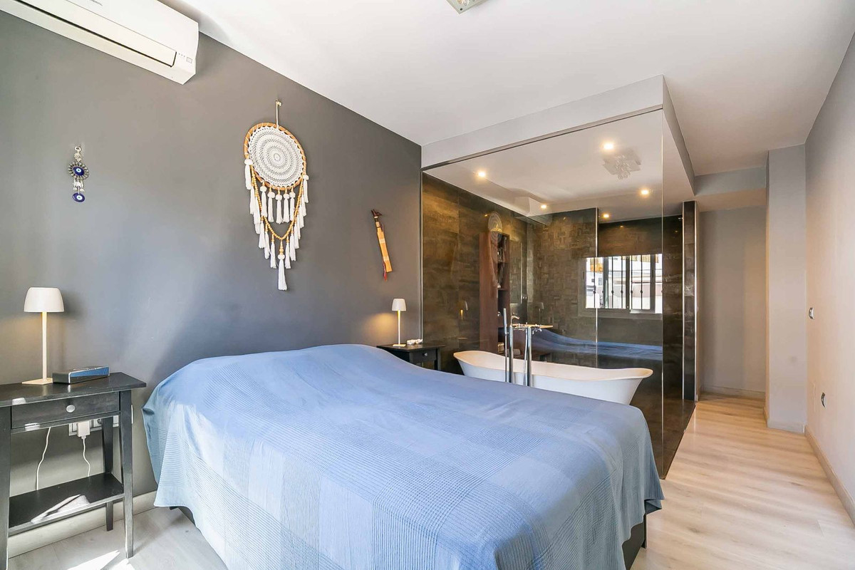 3 Bed Townhouse for sale in Fuengirola Costa Del Sol, Málaga, Spain
