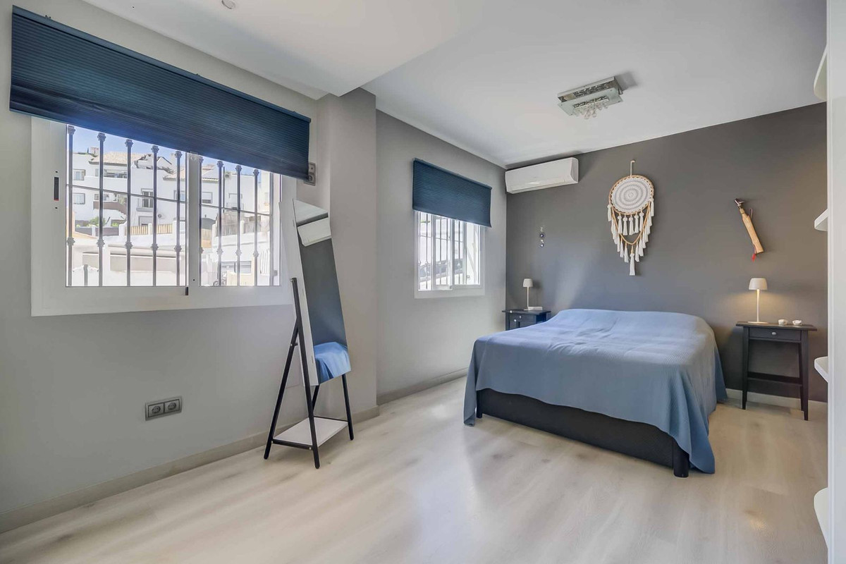 3 Bed Townhouse for sale in Fuengirola Costa Del Sol, Málaga, Spain