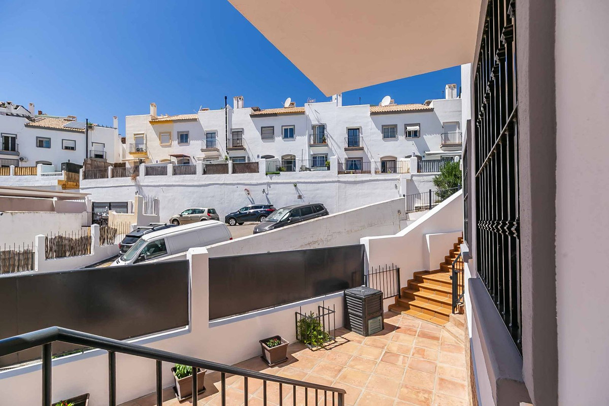 3 Bed Townhouse for sale in Fuengirola Costa Del Sol, Málaga, Spain