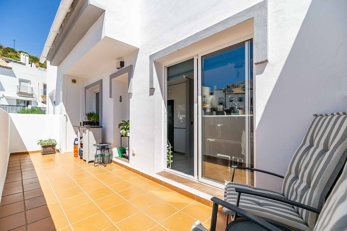 3 Bed Townhouse for sale in Fuengirola Costa Del Sol, Málaga, Spain