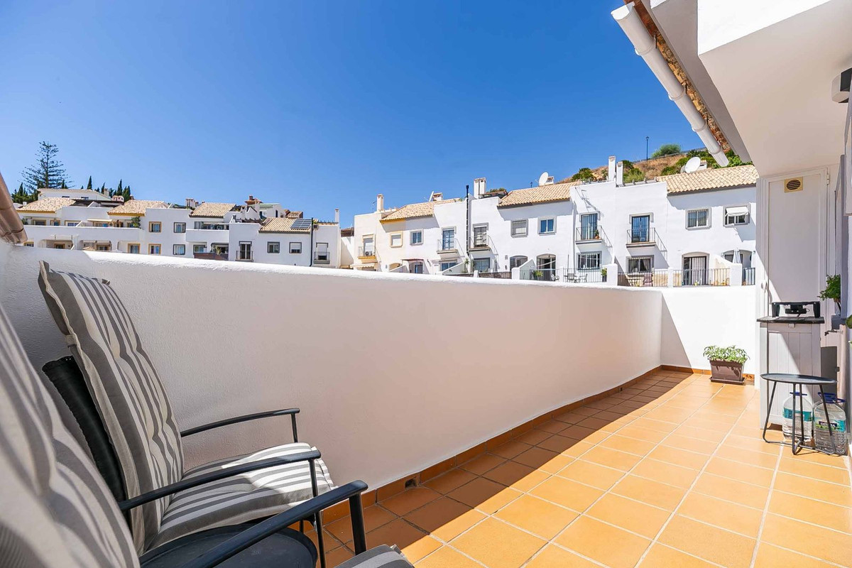 3 Bed Townhouse for sale in Fuengirola Costa Del Sol, Málaga, Spain