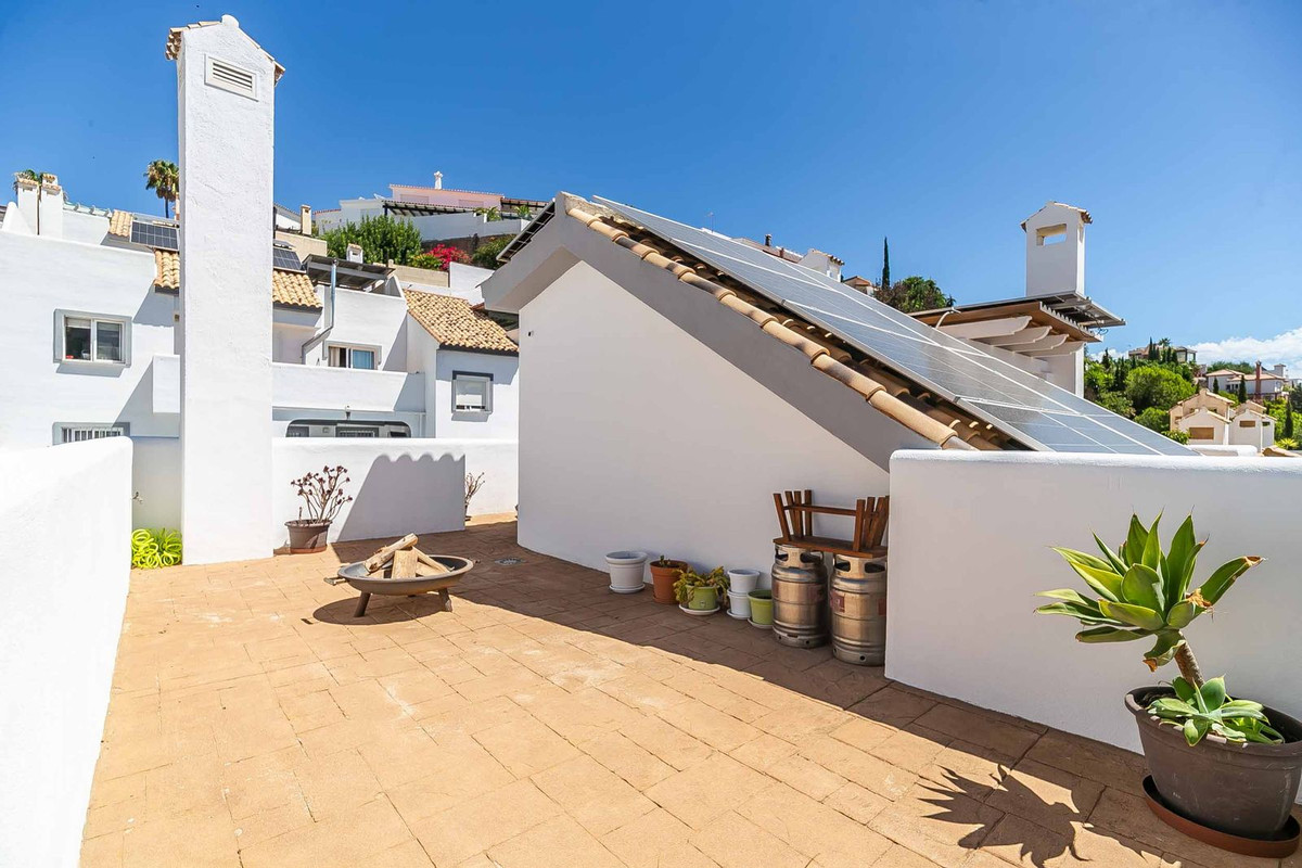 3 Bed Townhouse for sale in Fuengirola Costa Del Sol, Málaga, Spain