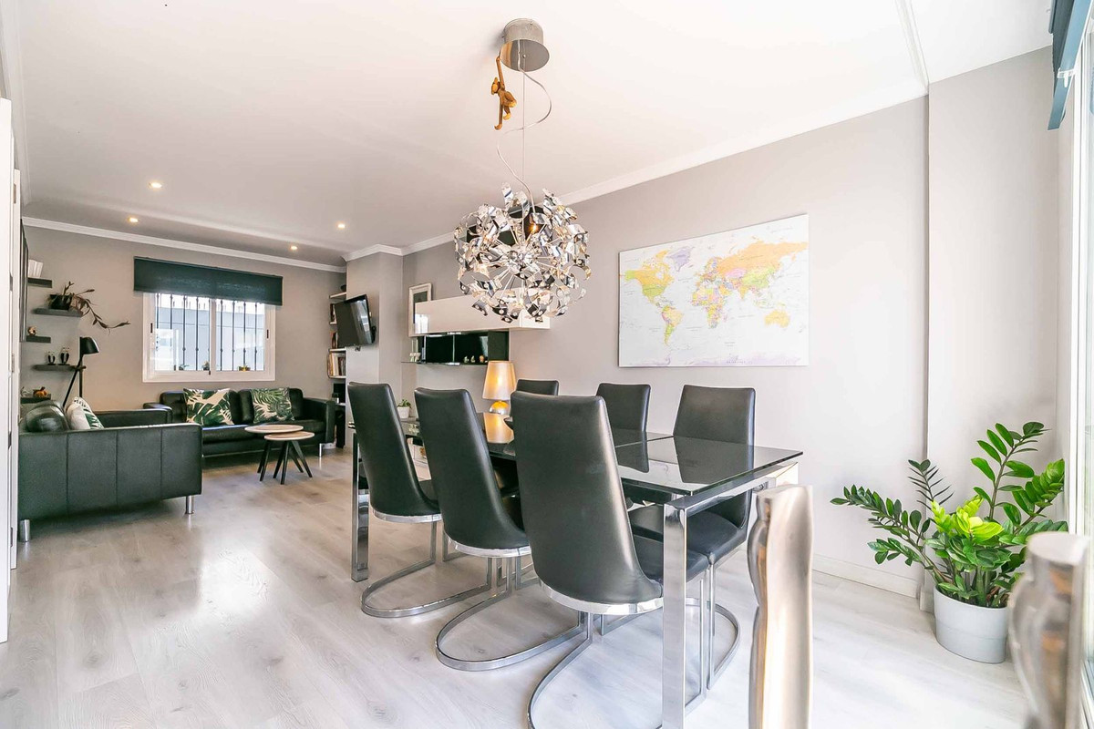 3 Bed Townhouse for sale in Fuengirola Costa Del Sol, Málaga, Spain