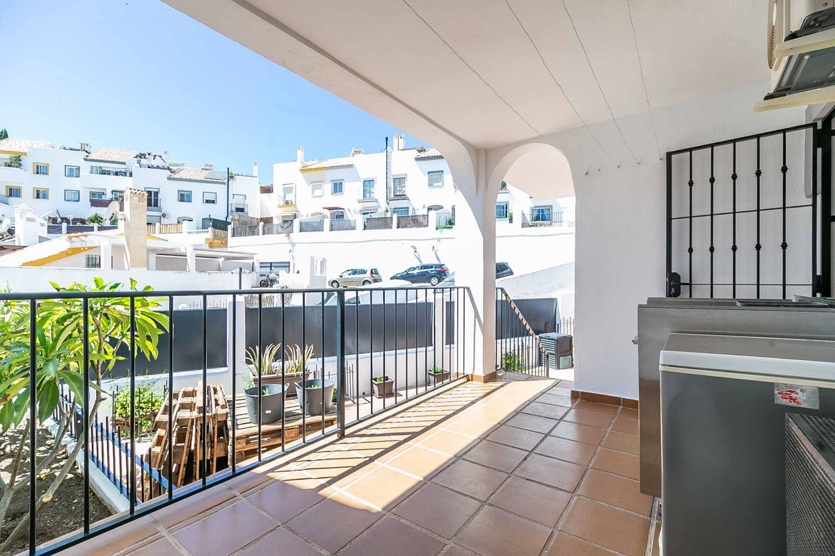 3 Bed Townhouse for sale in Fuengirola Costa Del Sol, Málaga, Spain
