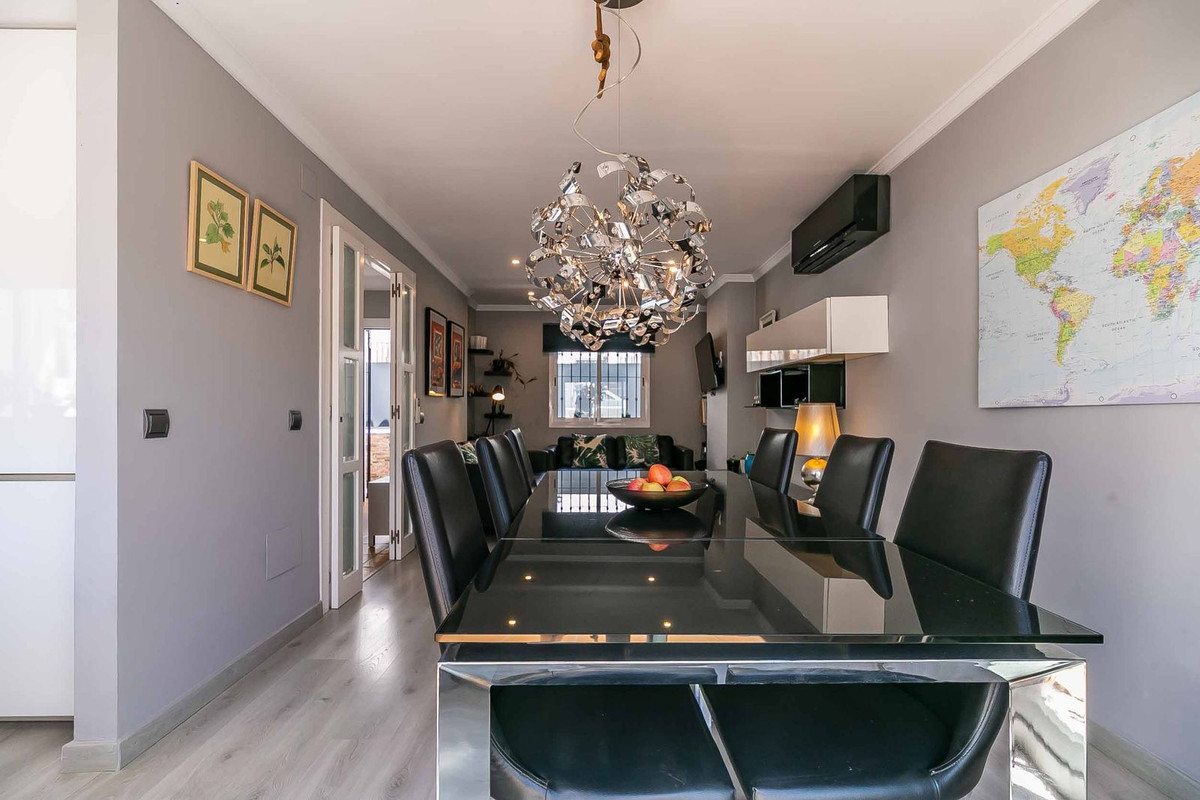 3 Bed Townhouse for sale in Fuengirola Costa Del Sol, Málaga, Spain