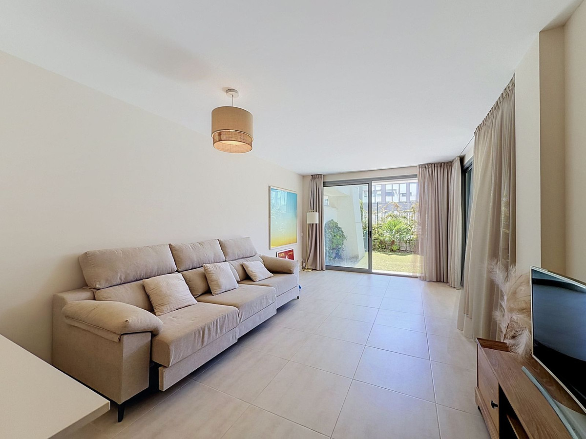 Se vende Apartamento Planta Baja de 2 dormitorios en Costa Del Sol, Málaga, España