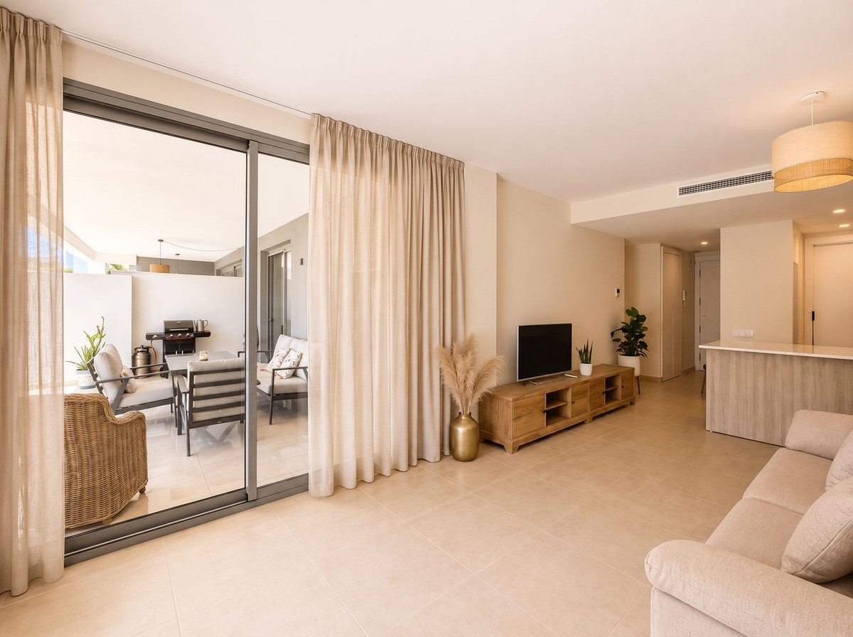 Se vende Apartamento Planta Baja de 2 dormitorios en Costa Del Sol, Málaga, España
