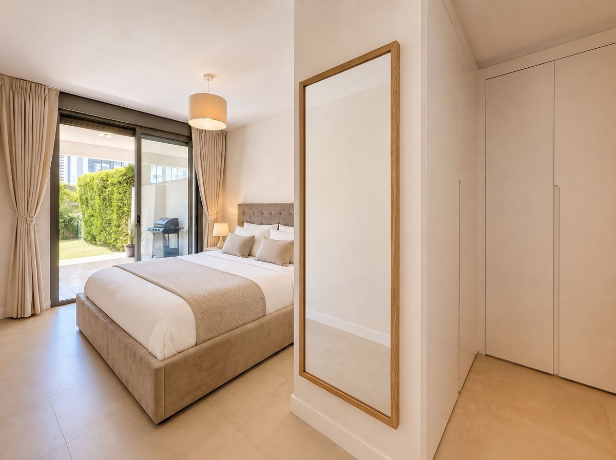 Se vende Apartamento Planta Baja de 2 dormitorios en Costa Del Sol, Málaga, España