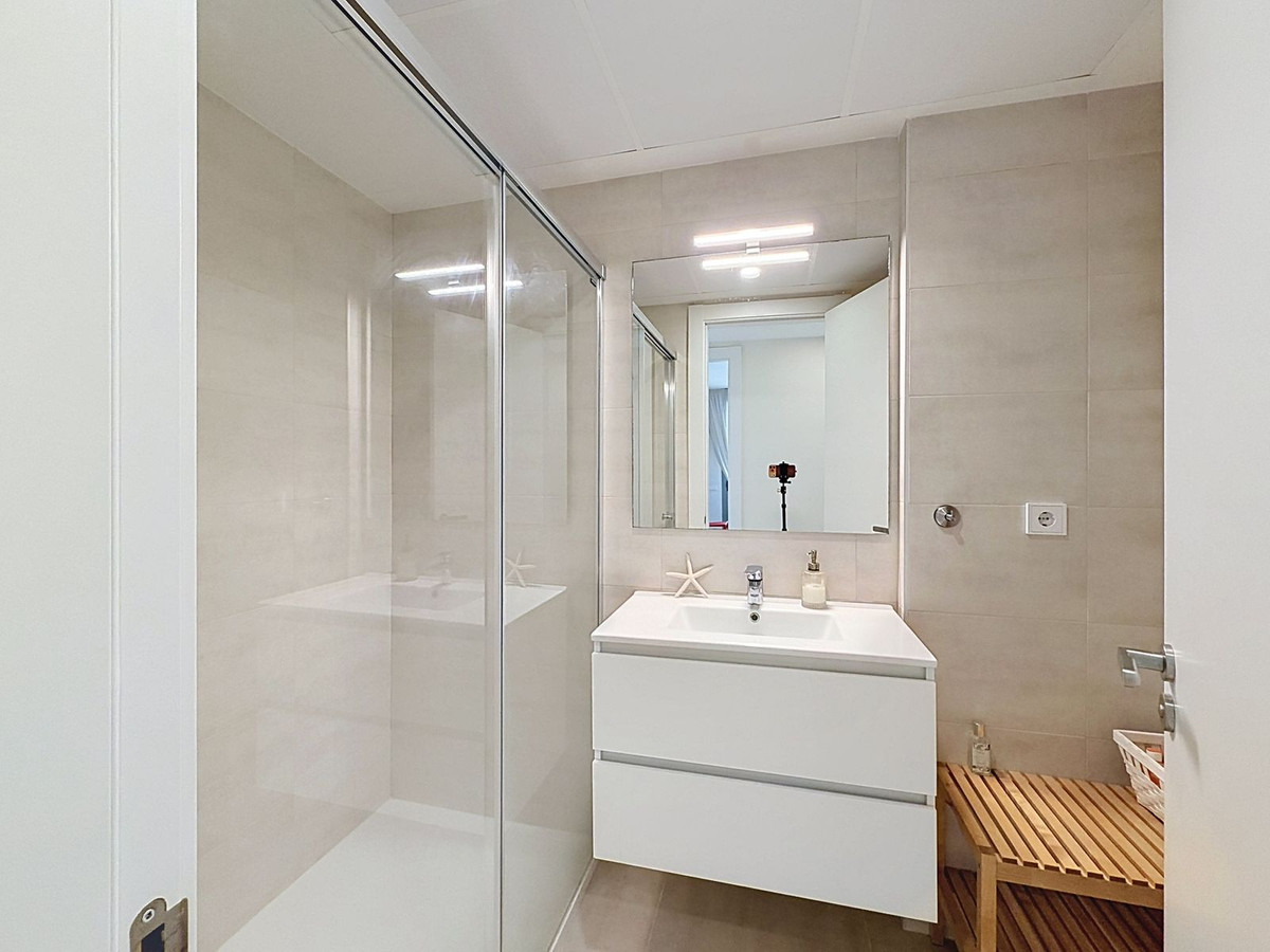 Se vende Apartamento Planta Baja de 2 dormitorios en Costa Del Sol, Málaga, España