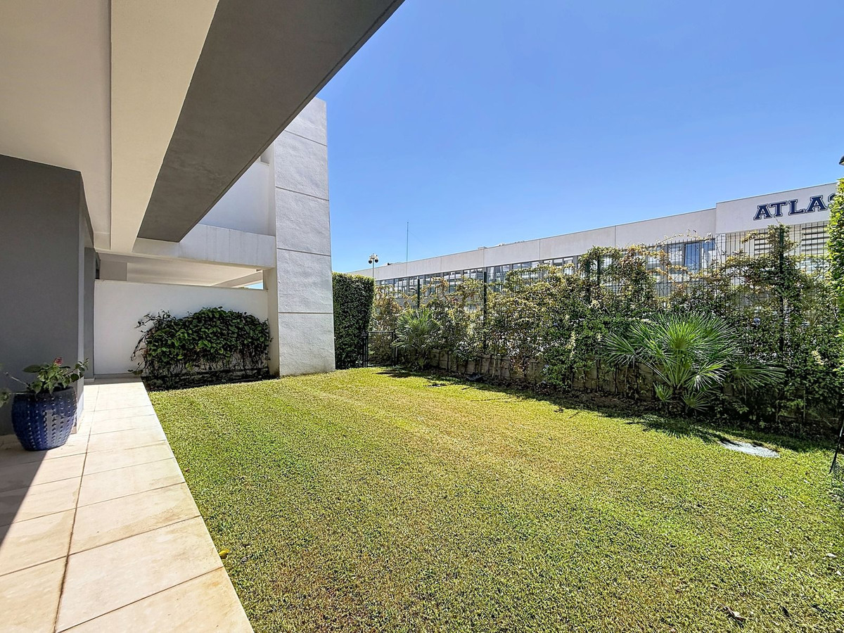 Se vende Apartamento Planta Baja de 2 dormitorios en Costa Del Sol, Málaga, España