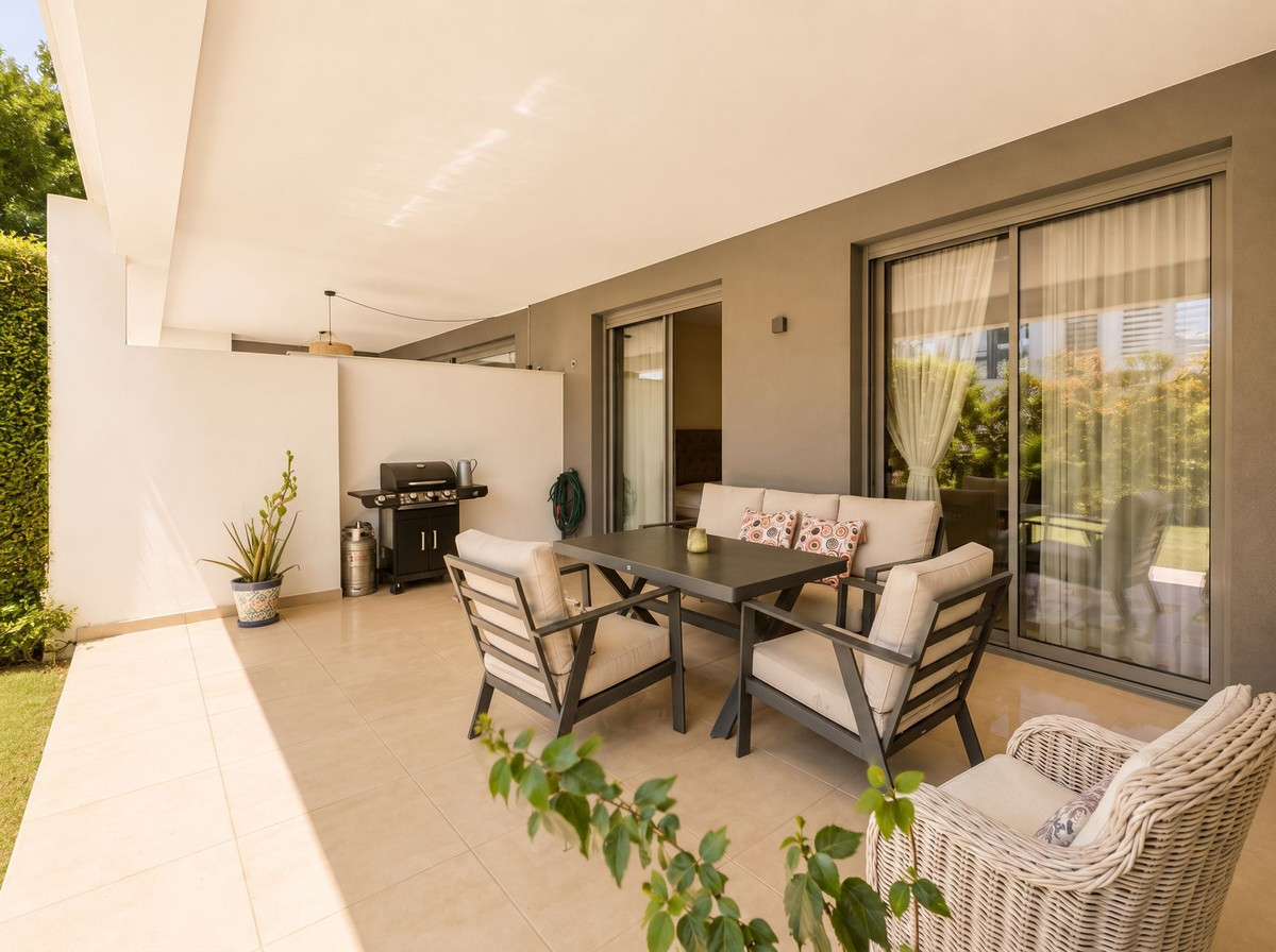 Se vende Apartamento Planta Baja de 2 dormitorios en Costa Del Sol, Málaga, España