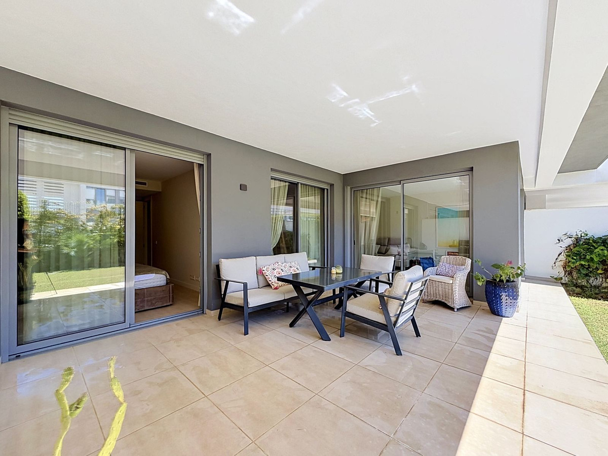 Se vende Apartamento Planta Baja de 2 dormitorios en Costa Del Sol, Málaga, España