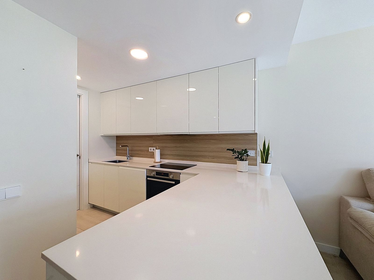 Se vende Apartamento Planta Baja de 2 dormitorios en Costa Del Sol, Málaga, España