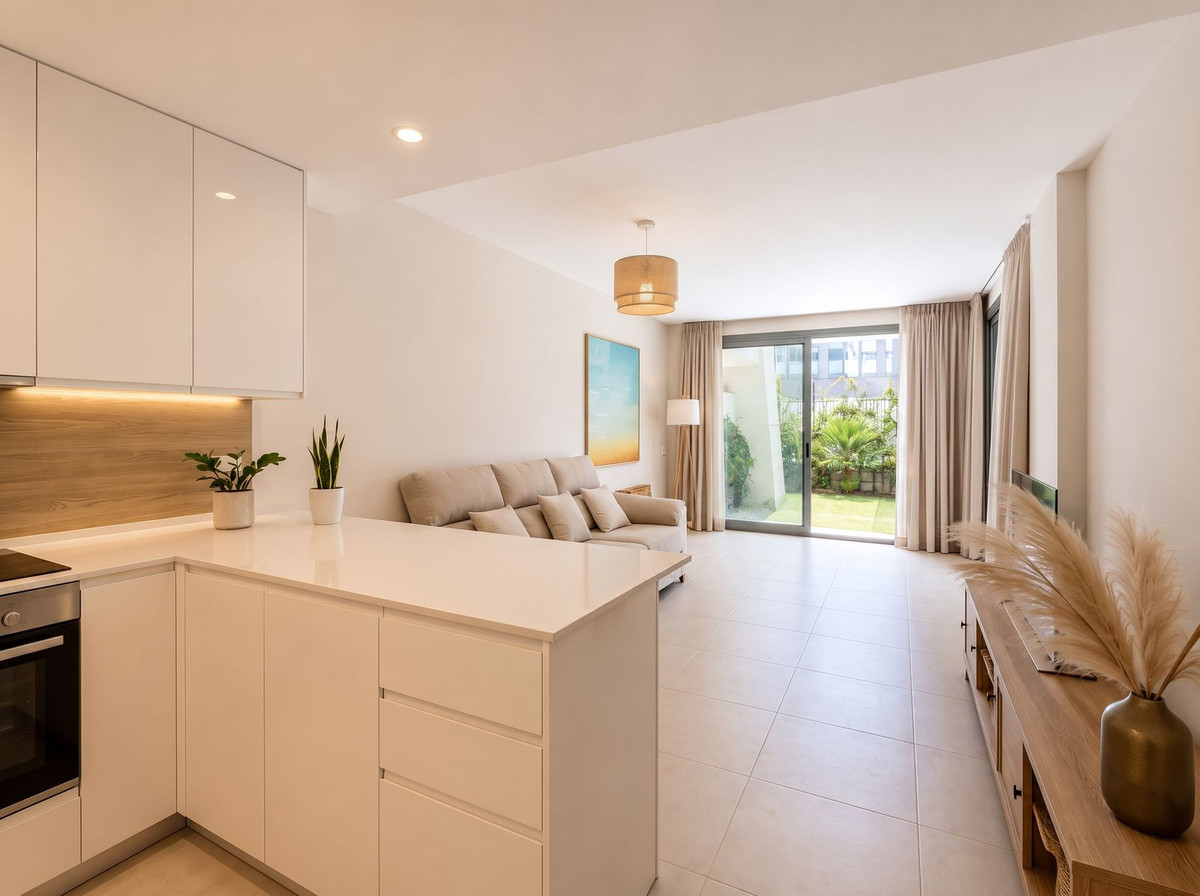 Se vende Apartamento Planta Baja de 2 dormitorios en Costa Del Sol, Málaga, España