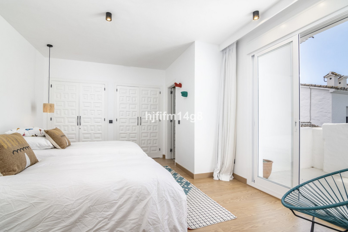3 Bed Townhouse for sale in Nueva Andalucía Costa Del Sol, Málaga, Spain
