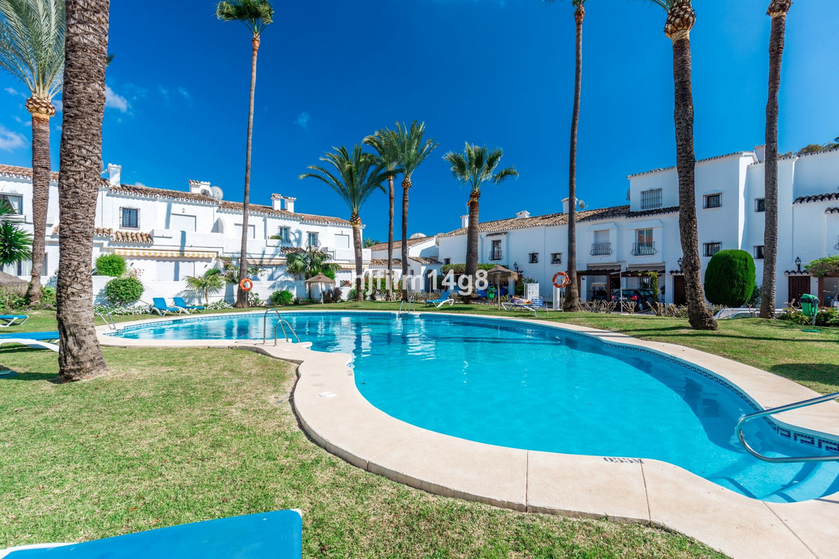 3 Bed Townhouse for sale in Nueva Andalucía Costa Del Sol, Málaga, Spain
