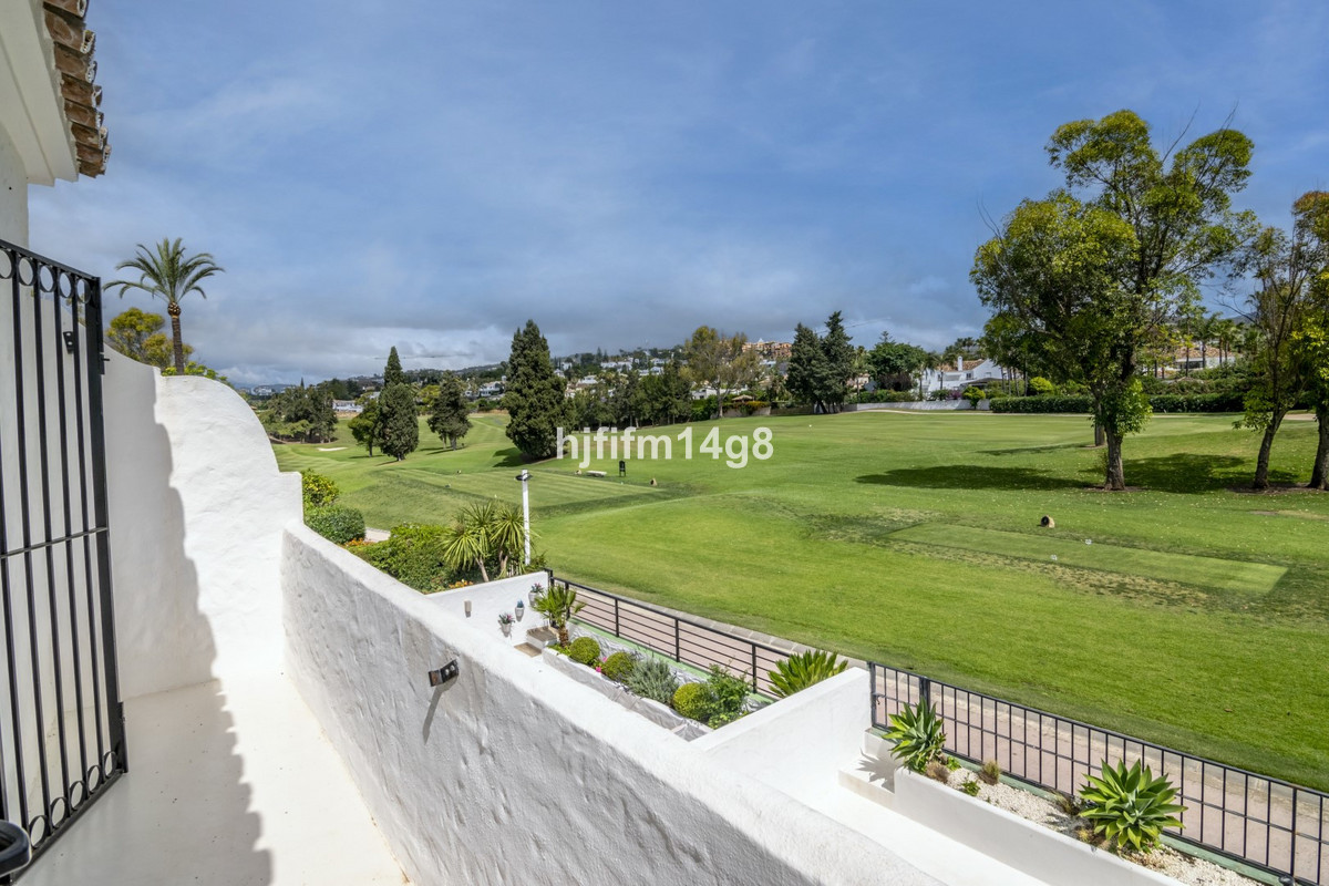 3 Bed Townhouse for sale in Nueva Andalucía Costa Del Sol, Málaga, Spain