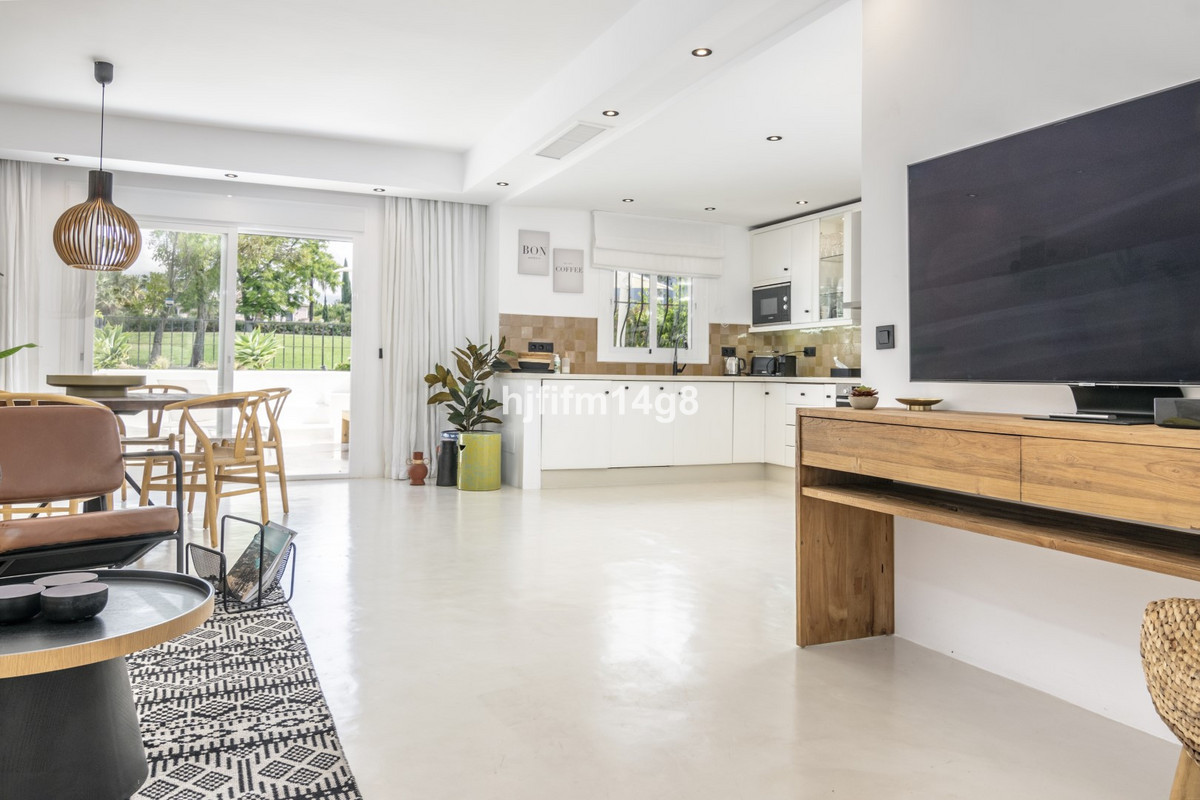 3 Bed Townhouse for sale in Nueva Andalucía Costa Del Sol, Málaga, Spain