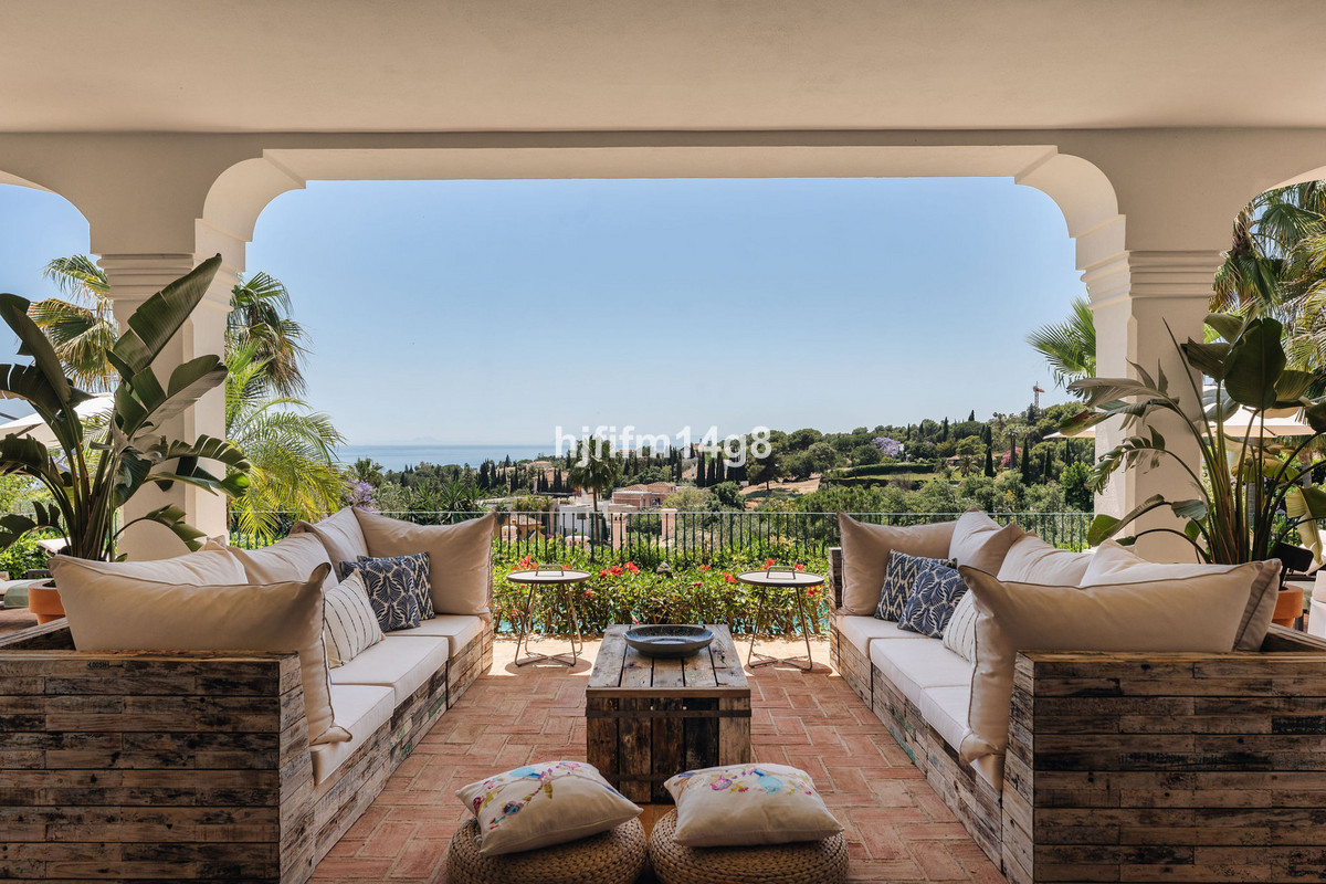 Se vende Villa - Chalet de 5 dormitorios en Costa Del Sol, Málaga, España