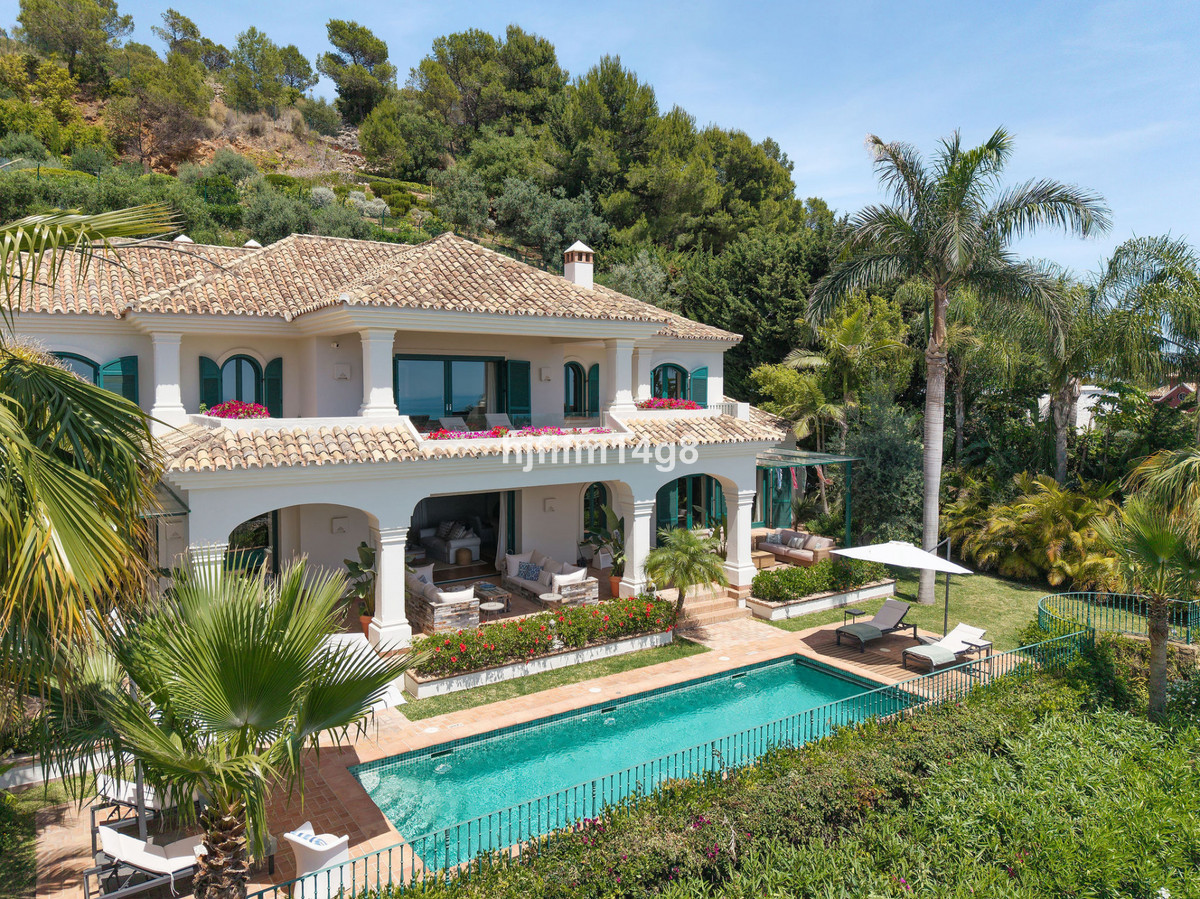 Se vende Villa - Chalet de 5 dormitorios en Costa Del Sol, Málaga, España