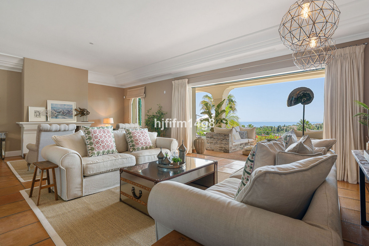 Se vende Villa - Chalet de 5 dormitorios en Costa Del Sol, Málaga, España