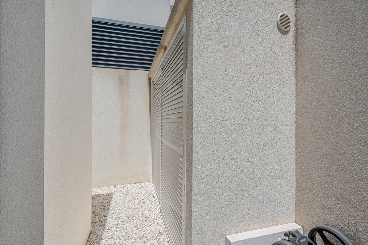 Se vende Villa - Chalet de 3 dormitorios en Costa Blanca, Alicante, España