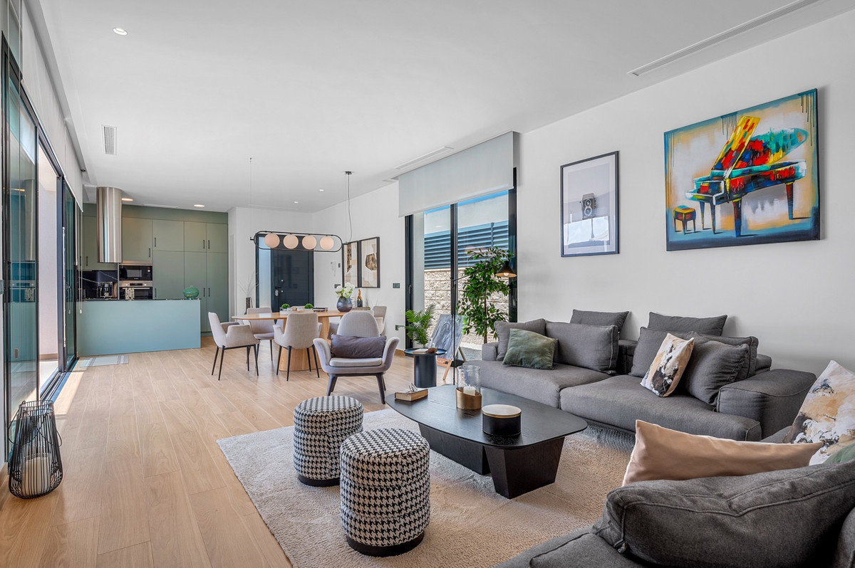 Se vende Villa - Chalet de 3 dormitorios en Costa Blanca, Alicante, España