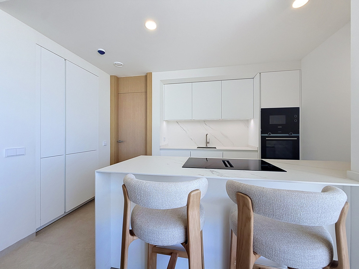3 Bed Apartment for sale in Benahavís Costa Del Sol, Málaga, Spain