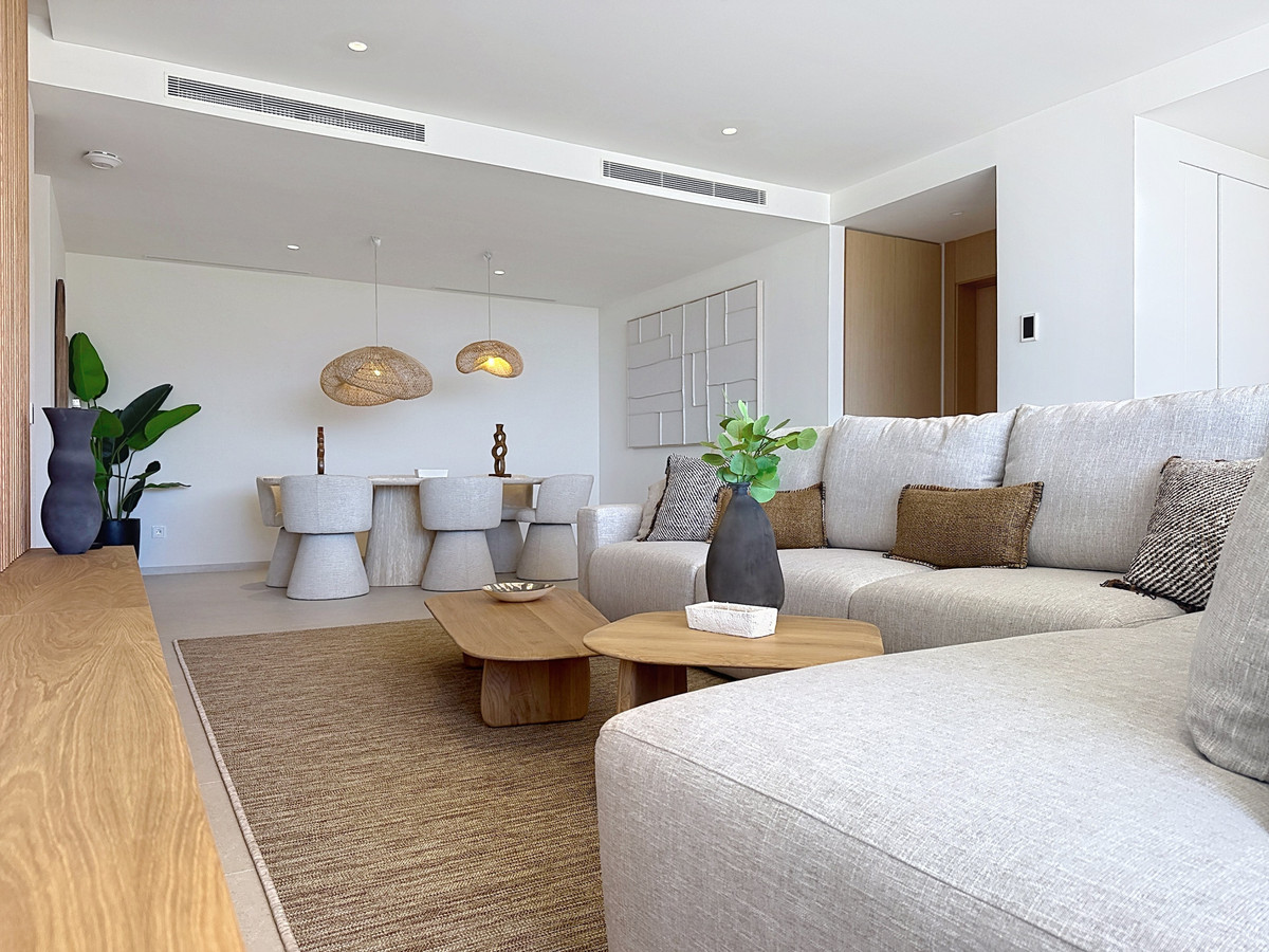 3 Bed Apartment for sale in Benahavís Costa Del Sol, Málaga, Spain
