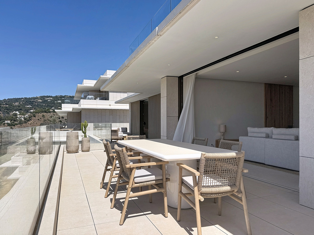 3 Bed Apartment for sale in Benahavís Costa Del Sol, Málaga, Spain
