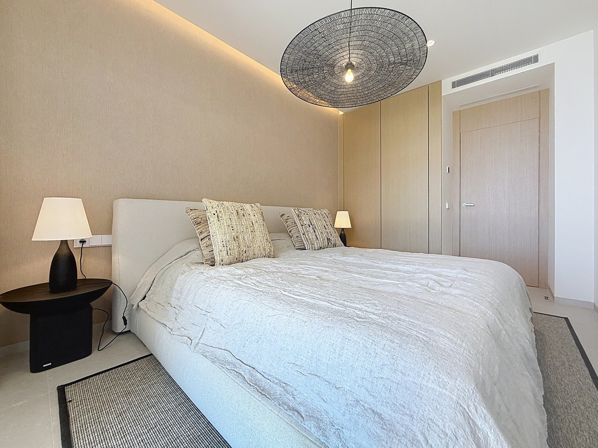 3 Bed Apartment for sale in Benahavís Costa Del Sol, Málaga, Spain