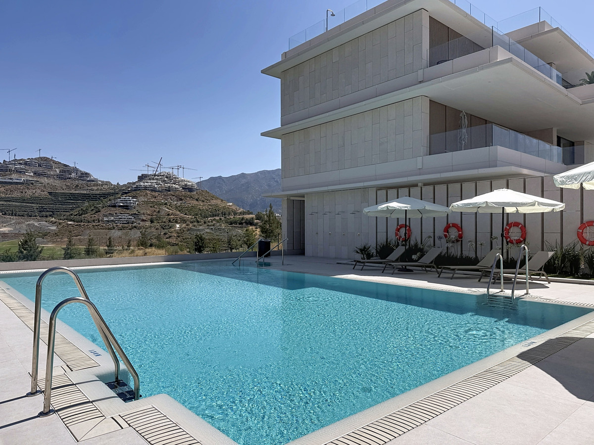 3 Bed Apartment for sale in Benahavís Costa Del Sol, Málaga, Spain