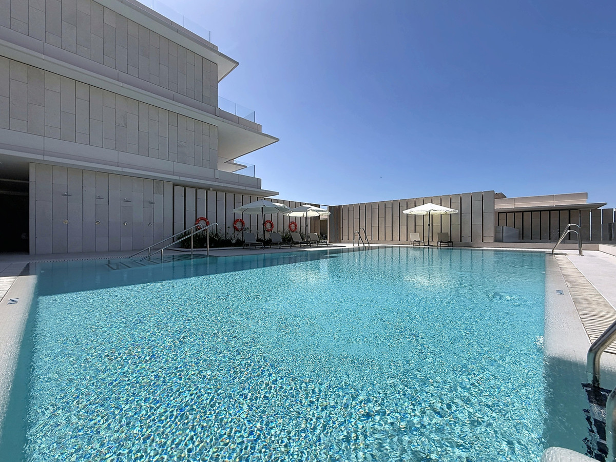 3 Bed Apartment for sale in Benahavís Costa Del Sol, Málaga, Spain