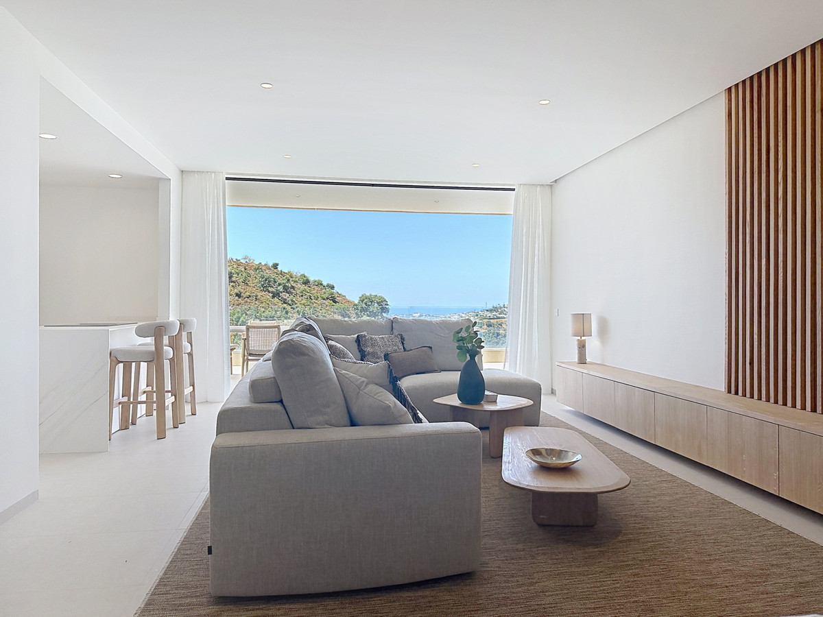 3 Bed Apartment for sale in Benahavís Costa Del Sol, Málaga, Spain