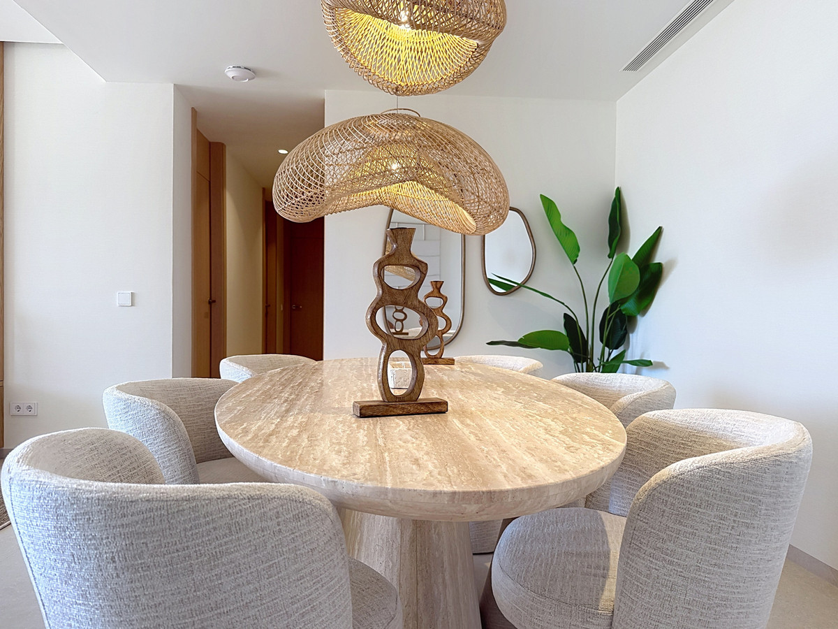 3 Bed Apartment for sale in Benahavís Costa Del Sol, Málaga, Spain