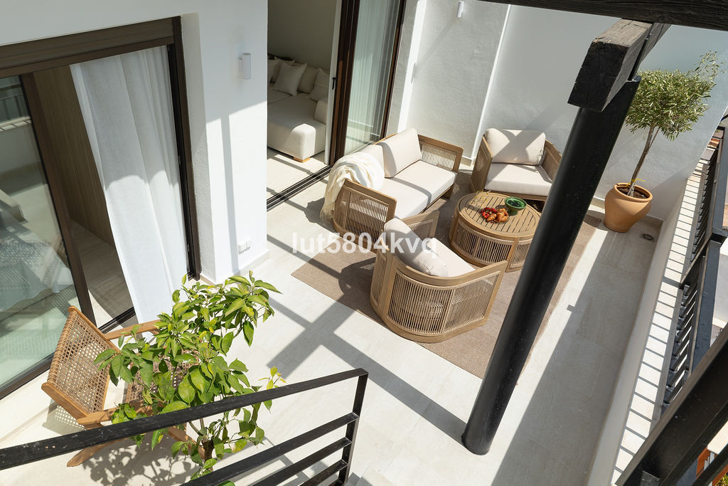 3 Bed Apartment for sale in La Quinta Costa Del Sol, Málaga, Spain