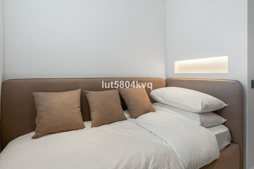 3 Bed Apartment for sale in La Quinta Costa Del Sol, Málaga, Spain