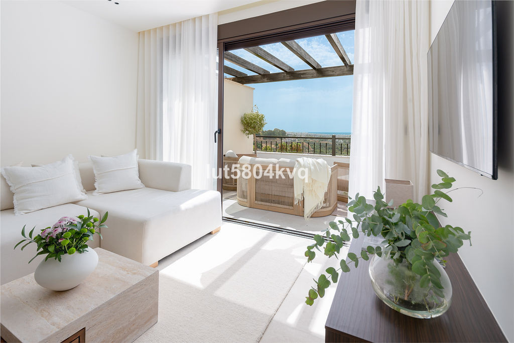 3 Bed Apartment for sale in La Quinta Costa Del Sol, Málaga, Spain