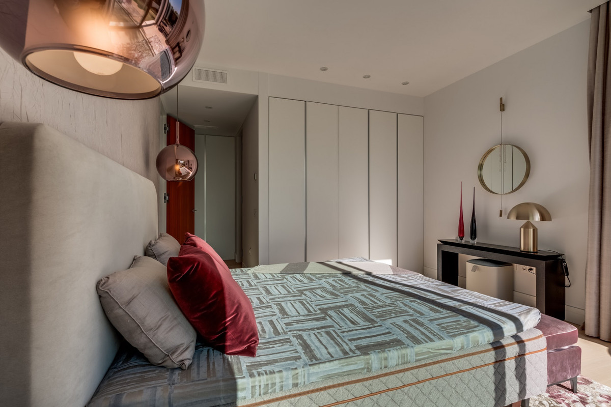 Se vende Villa - Chalet de 5 dormitorios en Costa Del Sol, Málaga, España
