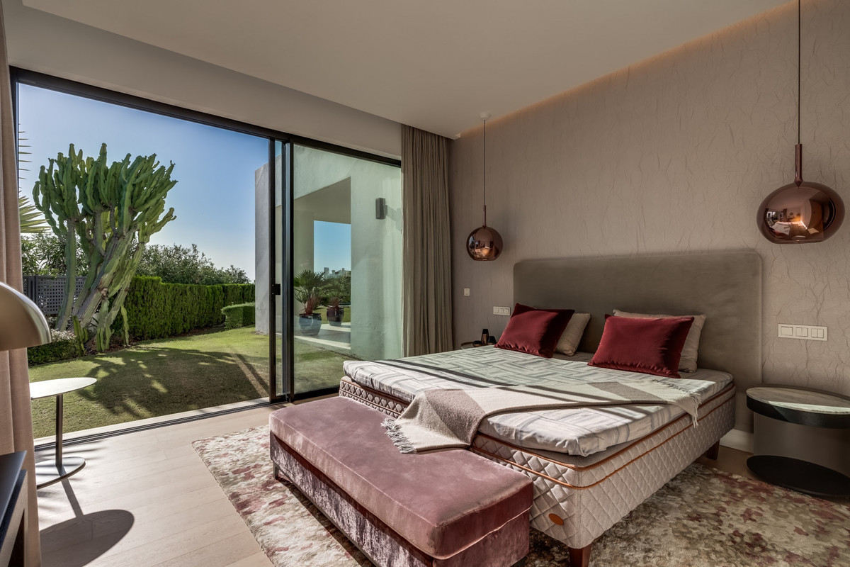 Se vende Villa - Chalet de 5 dormitorios en Costa Del Sol, Málaga, España