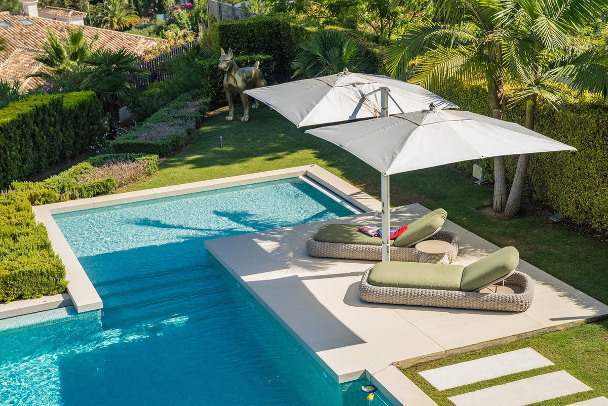 Se vende Villa - Chalet de 5 dormitorios en Costa Del Sol, Málaga, España