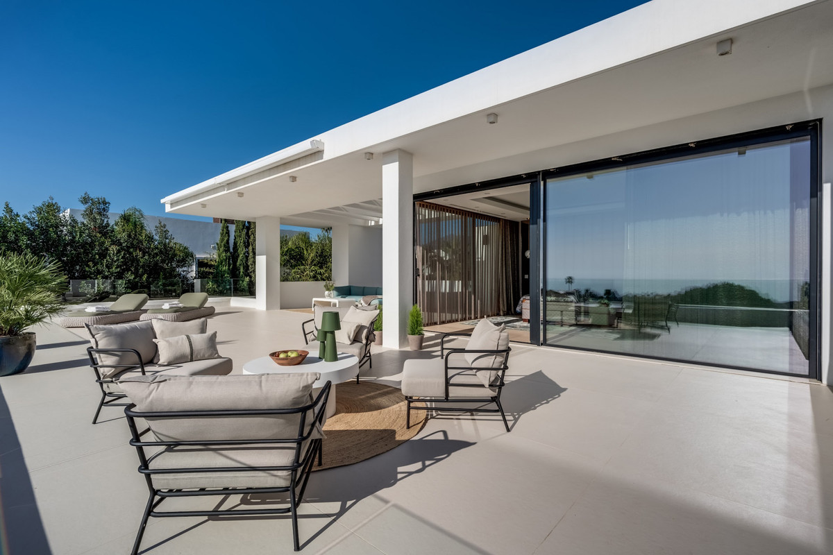 Se vende Villa - Chalet de 5 dormitorios en Costa Del Sol, Málaga, España
