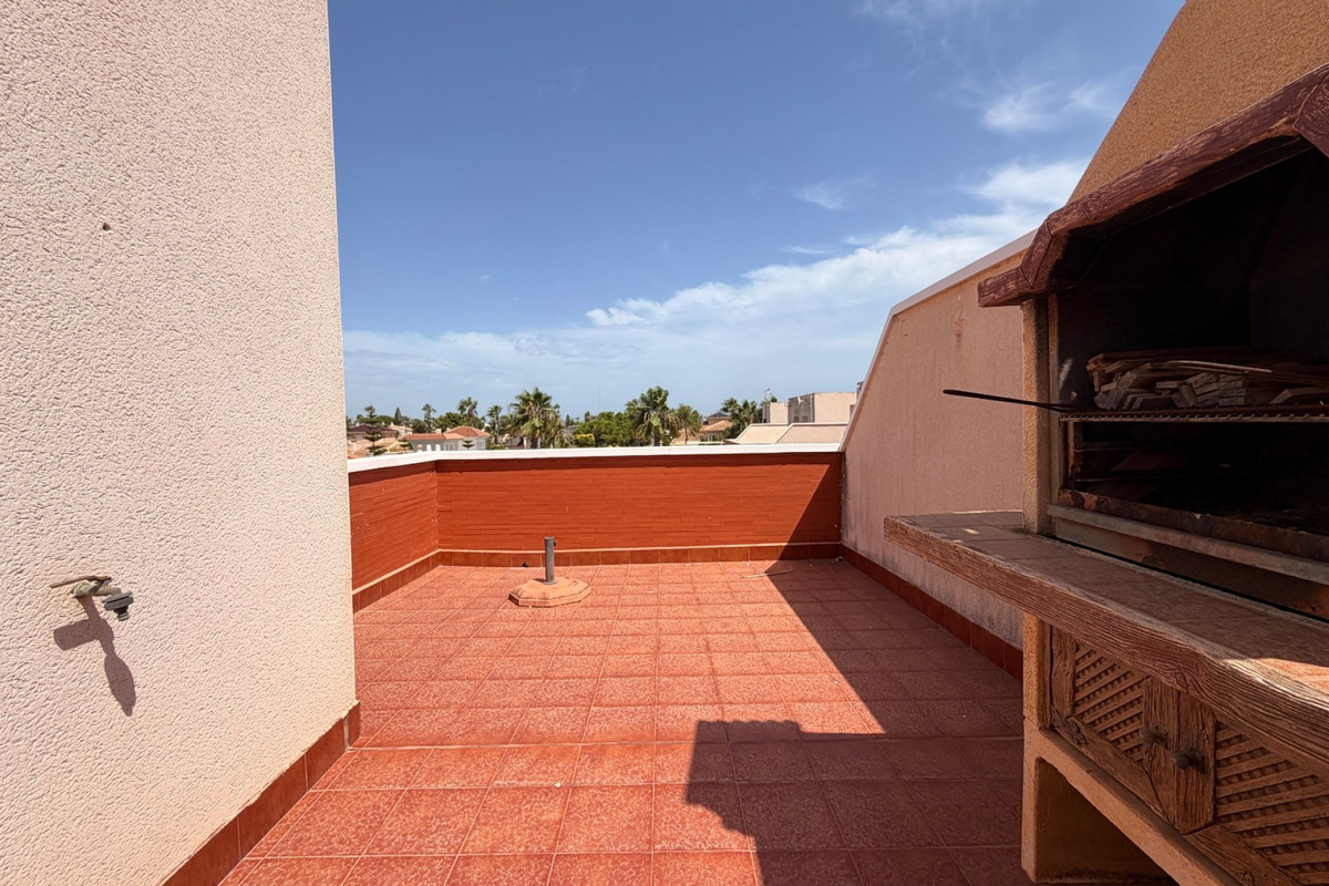3 Bed Townhouse for sale in Dona Pepa Costa Blanca, Alicante, Spain