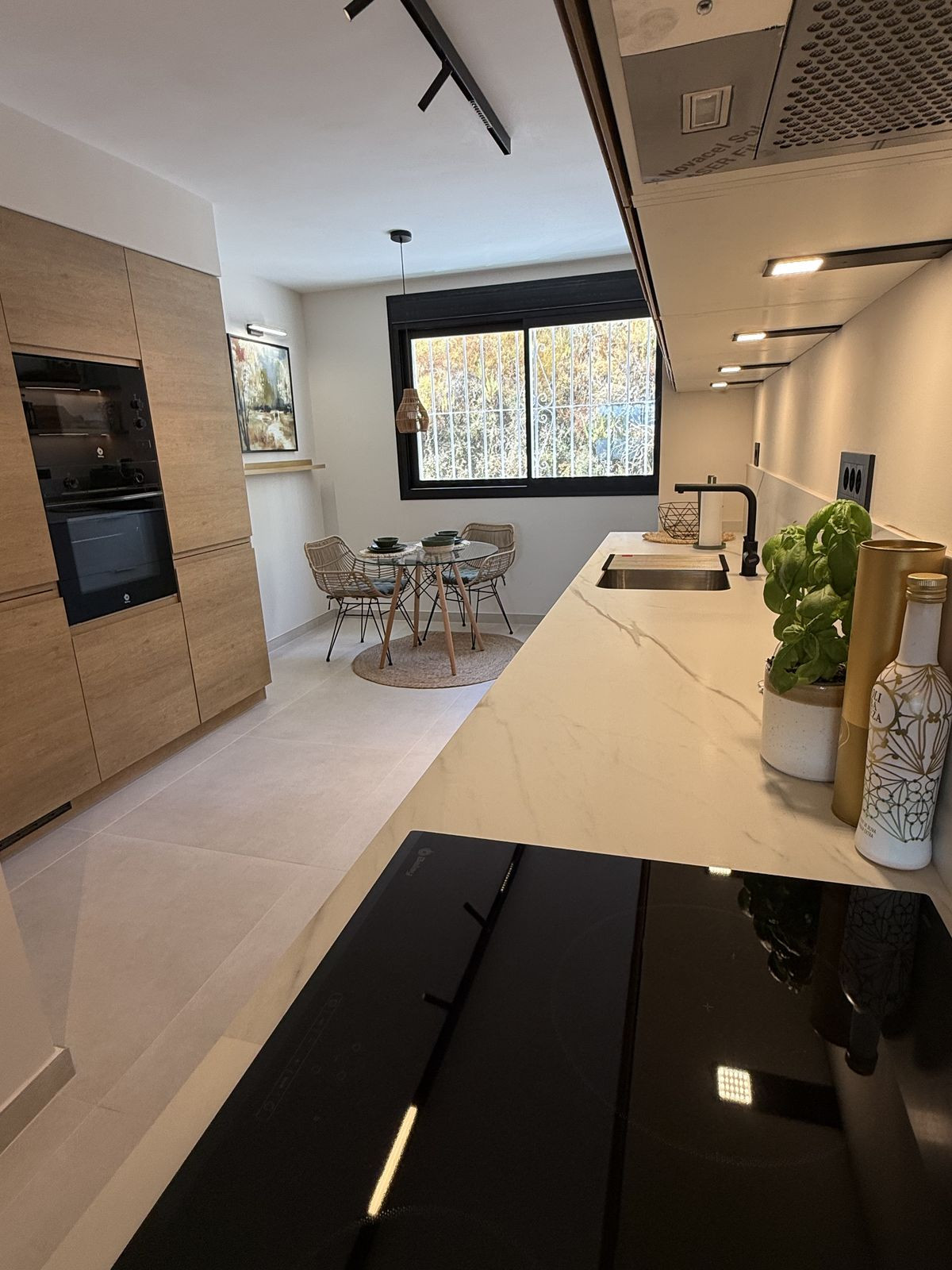 Se vende Apartamento Planta Media de 3 dormitorios en Costa Del Sol, Málaga, España