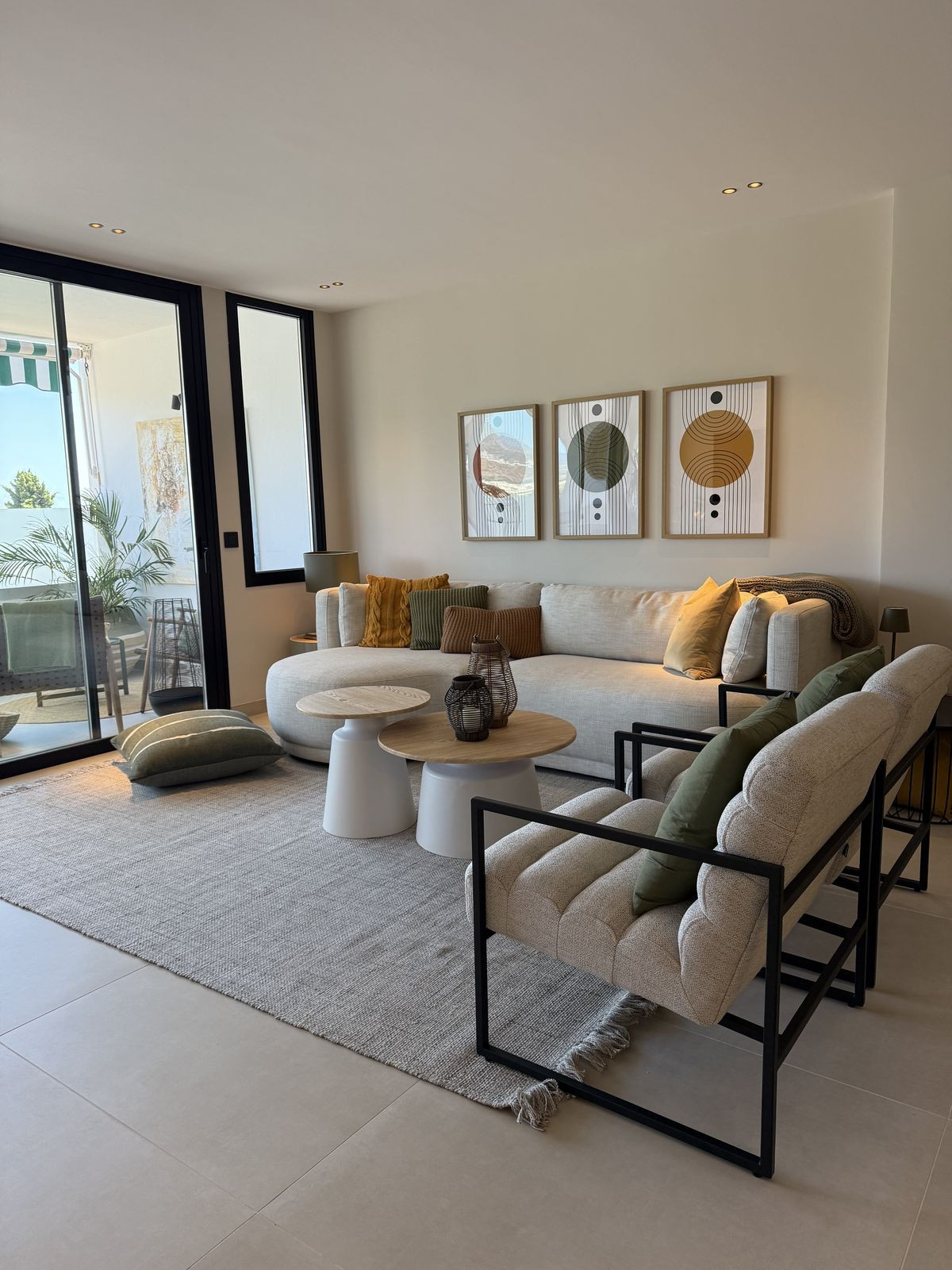 Se vende Apartamento Planta Media de 3 dormitorios en Costa Del Sol, Málaga, España