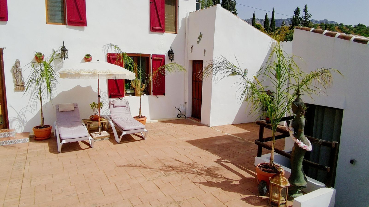 Se vende Cama y Desayuno de 7 dormitorios en Costa Del Sol, Málaga, España