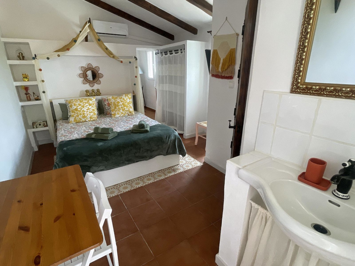 Se vende Cama y Desayuno de 7 dormitorios en Costa Del Sol, Málaga, España
