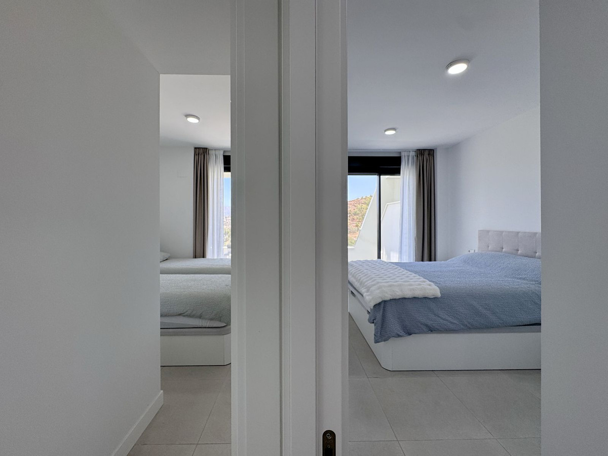 2 Bed Apartment for sale in Calanova Golf Costa Del Sol, Málaga, Spain