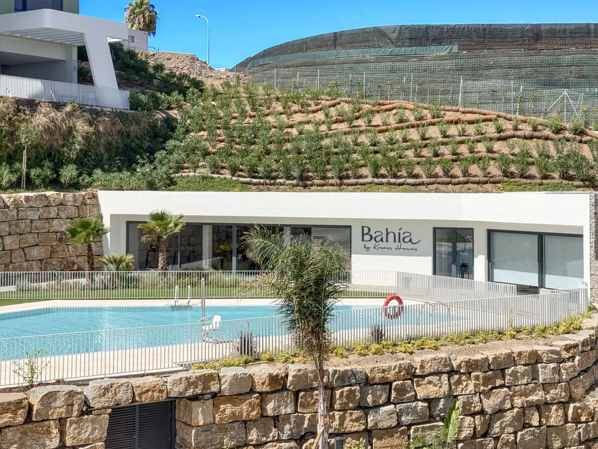 2 Bed Apartment for sale in Calanova Golf Costa Del Sol, Málaga, Spain
